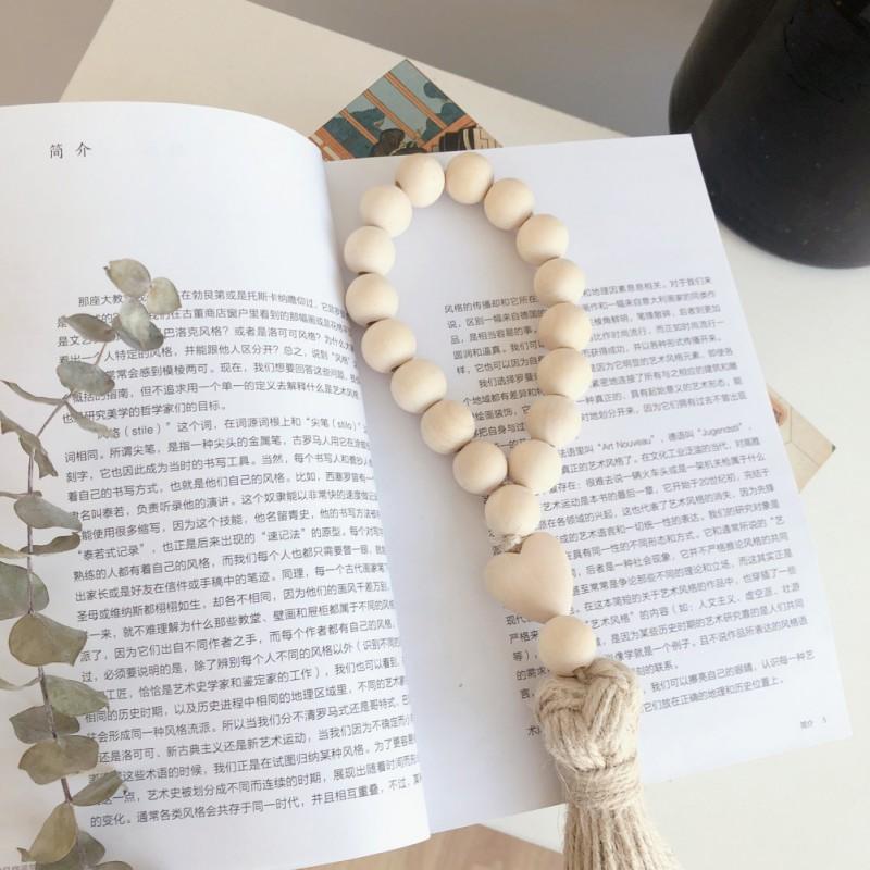 

Wood Bead Garland Farmhouse Rustic Wall Hanging Decor Boho Exquisite Home Decorations with Heart Knot Woven Tassel Pendant