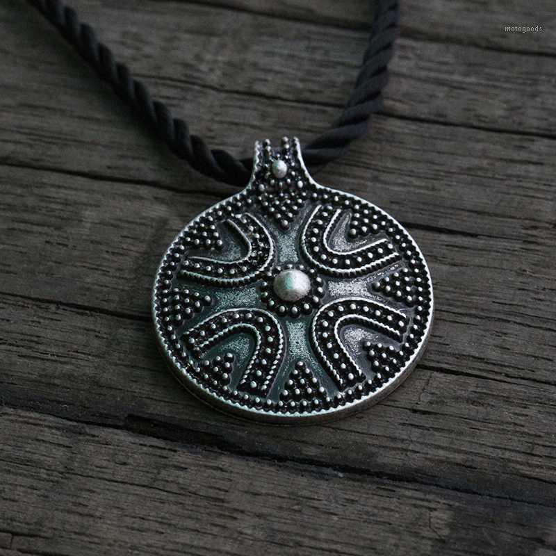 

lanseis 10pcs norse Slavic Lunula Woman's Necklace viking jewelry for women MORAVIA, Lunitsa, Slaves Ethnic pendant1