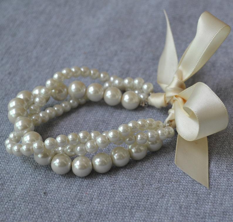 

vory pearl Bracelet,ivory ribbon Bracelet,pearls bracelet,triple strand pearl bracelet,wedding bracelet,bridesmaid bracelet SD5