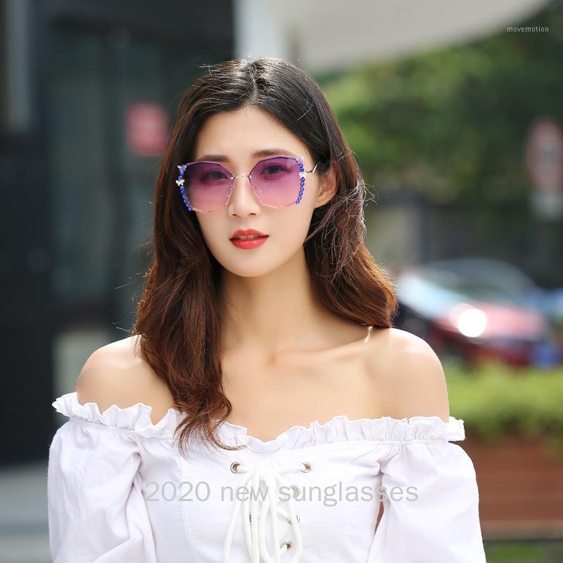 

Luxury Vintage Square Sunglasses Diamond Pearl Rimless Metal Frame Rhinestone Sun Glasses for Female Ladies Eyewear with box NX1