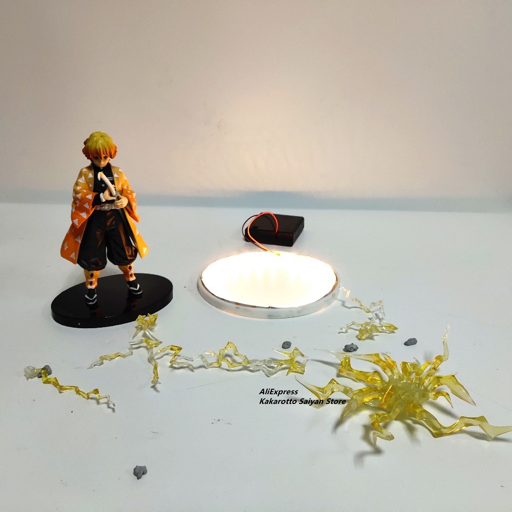 Figuras de acción de PVC de Demon Slayer Agatsuma Zenitsu Thunderclap y Flas Figuras de acción de PVC de Demon Slayer Agatsuma Zenitsu Thunderclap y Flas
