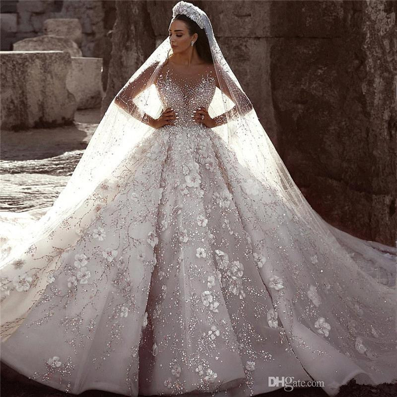 

Glamorous Luxury Dubai Arabic Ball Gowns Wedding Dresses New Lace Long Sleeves 3D Flowers Beading Bridal Gowns robes de mariée, Petticoat fee
