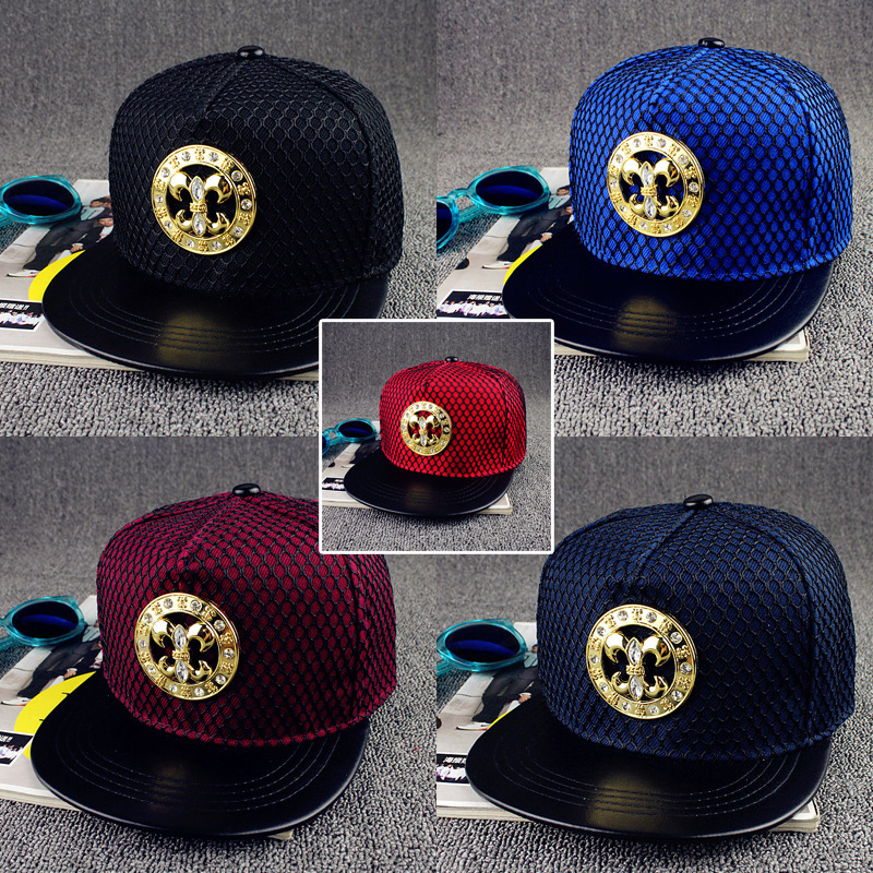 

Designer Hats Matel Diamond Snapbacks Luxury Hats For Mens Baseball Caps Hip Hop Street Style Sun Hat Casquette, Red