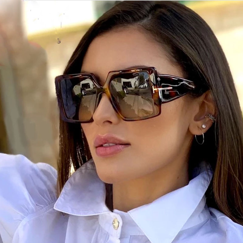 

Square Sunglasses for women Unscrupulous luxury glasses Gradient Lens Sun Glasses high-end Variety queen sunglasses UV400 6 colors