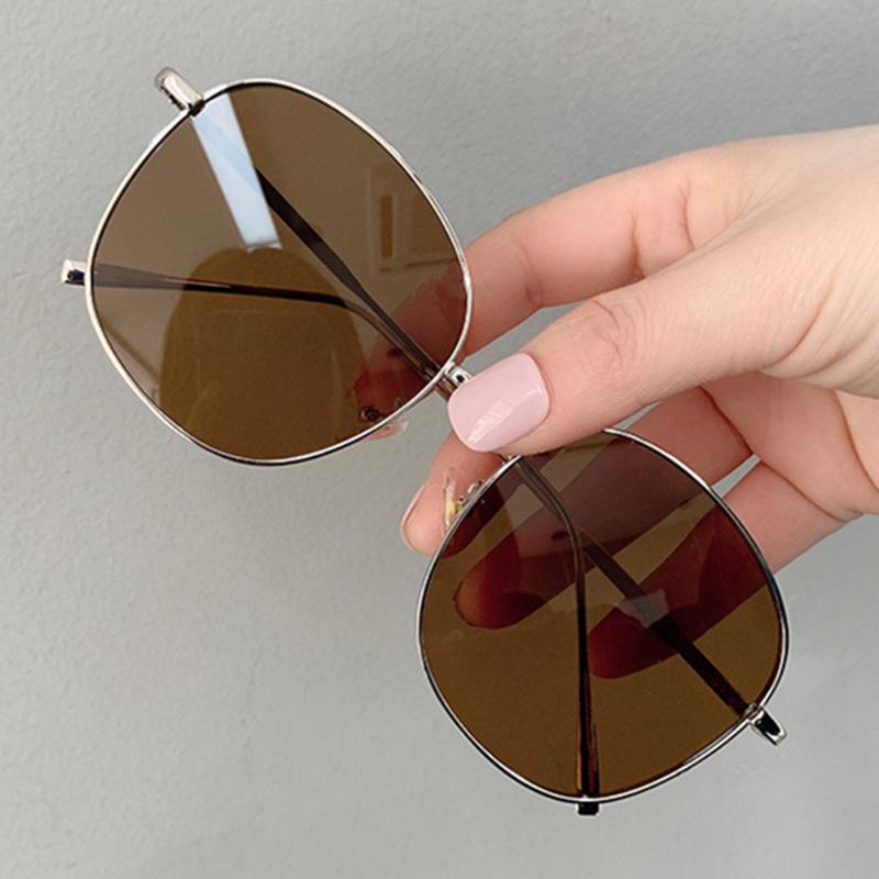 

Fashion Women Sunglasses Luxury Designer New Men Drive Glasses Classic Trend Round Frame Male Sun Glasses Retro Female Shades