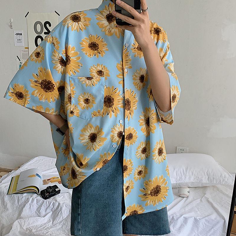 

2020 Summer New Youth Popular Loose Personality Chrysanthemum Printing Single-breasted Short-sleeved Shirt Fashion Casual Top, Blue