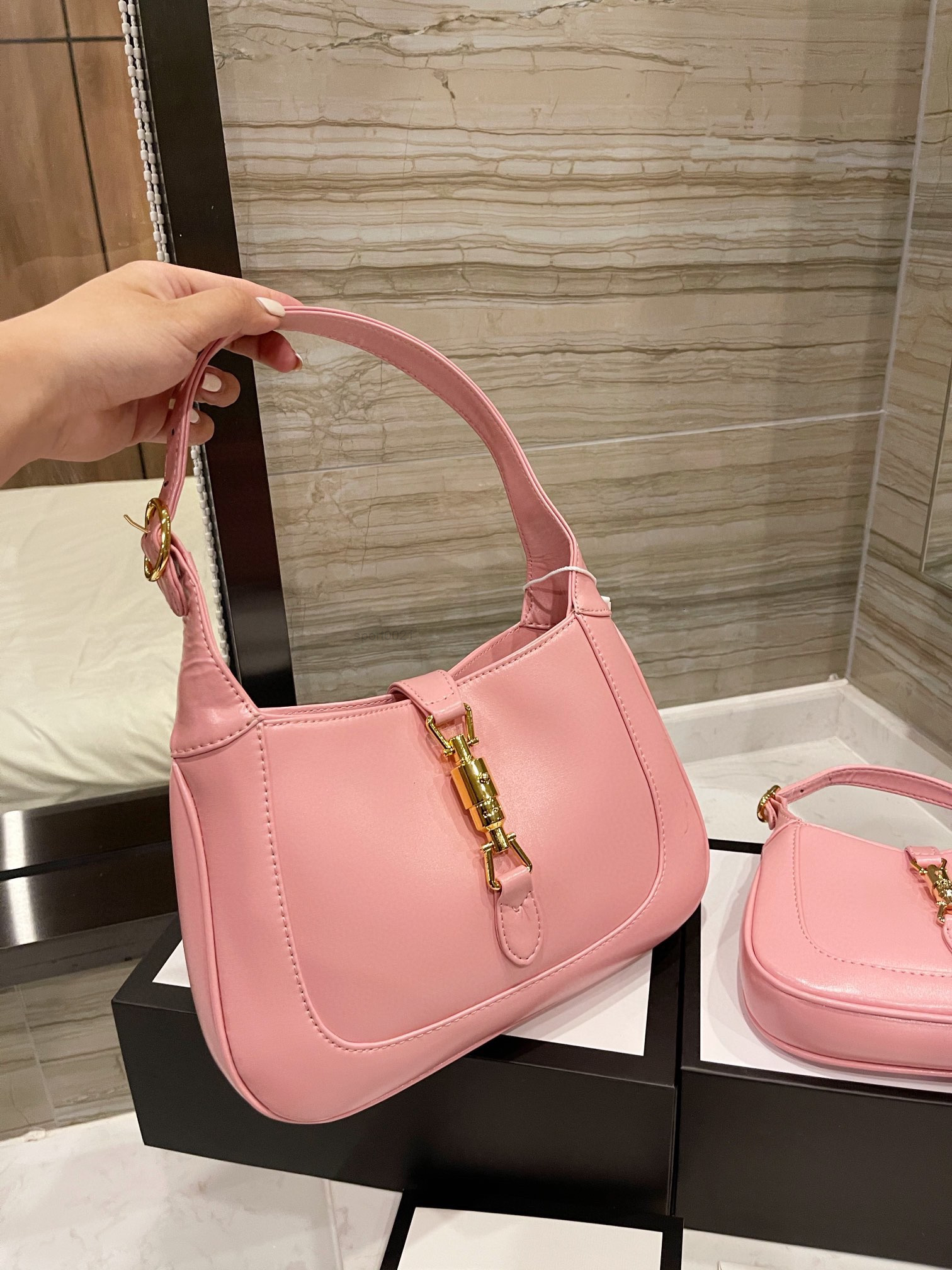 

High quality Jackie 1961 underarm bag ladies fashion l age suitcase hand leather portable messenger famous