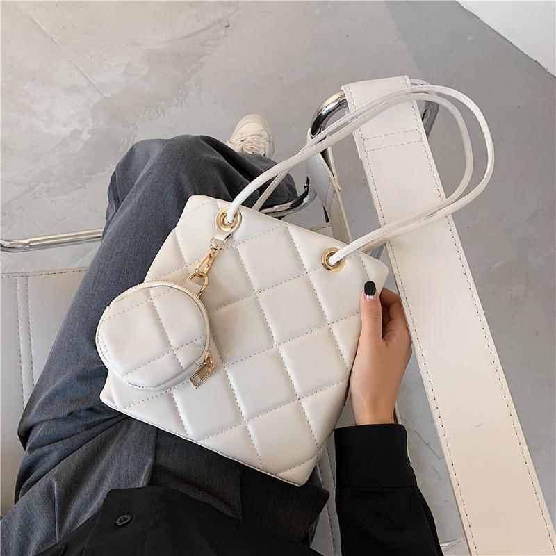 

2021 Fashion Shoulder Bag Women Travel Bags Leather Pu Quilted Bag Female Luxury Handbags Women Bags Designer Sac A Main Femme, Black