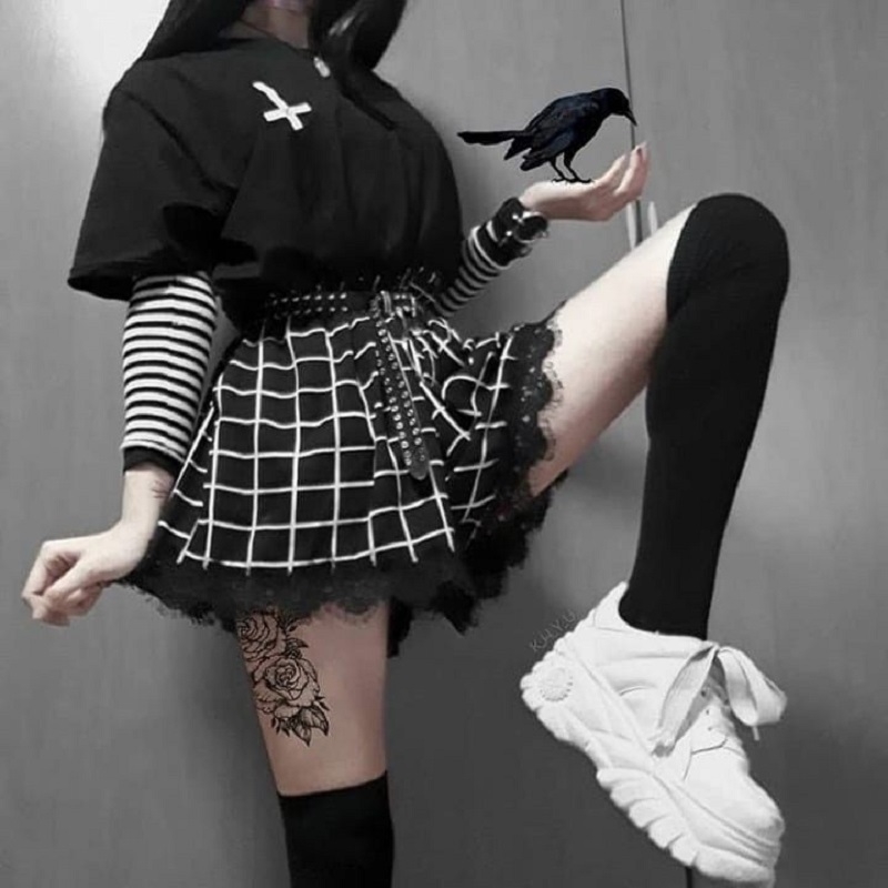 

Black White Plaid Women Harajuku Trim Chic Lace Punk Gothic Shorts Lolita womens Streatwear High Waist Y200403, Black shorts