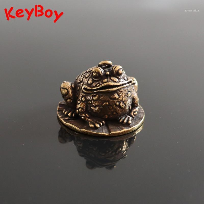 

Vintage Brass Toad Key Chain Pendant Jewelry Pure Copper Animal Lucky Bufo Feng Shui Car Keychain Hanging Trinket Men Key Holder1