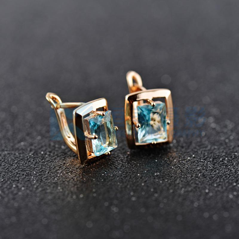 

Wholesale & Retail ! Gold Colour Blue Crystal CZ Fashion Jewelry Stud Earrings E095