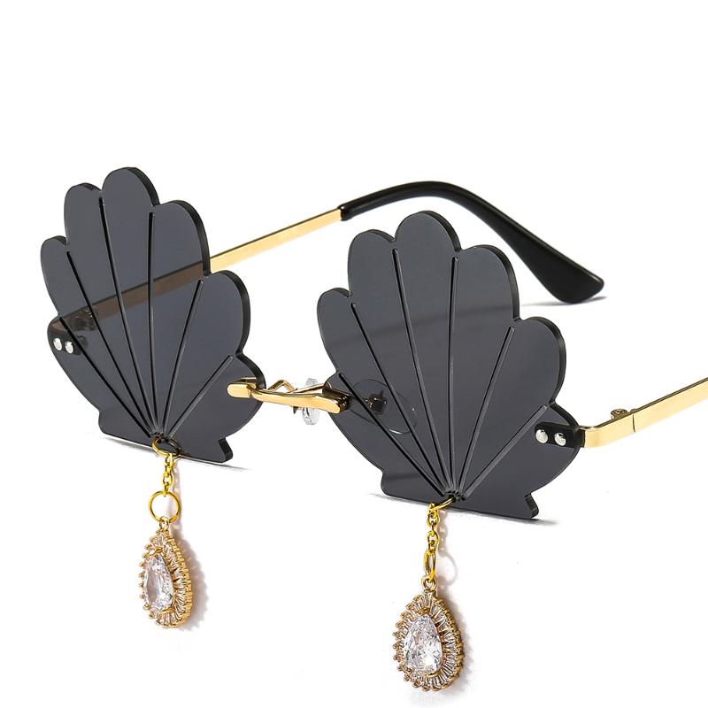 

2021 Fashion Unique Rimless shells Shape Water Drops Pendant Women Sunglasses Clear Ocean Lens Eyewear Female Sun Glasses Shades