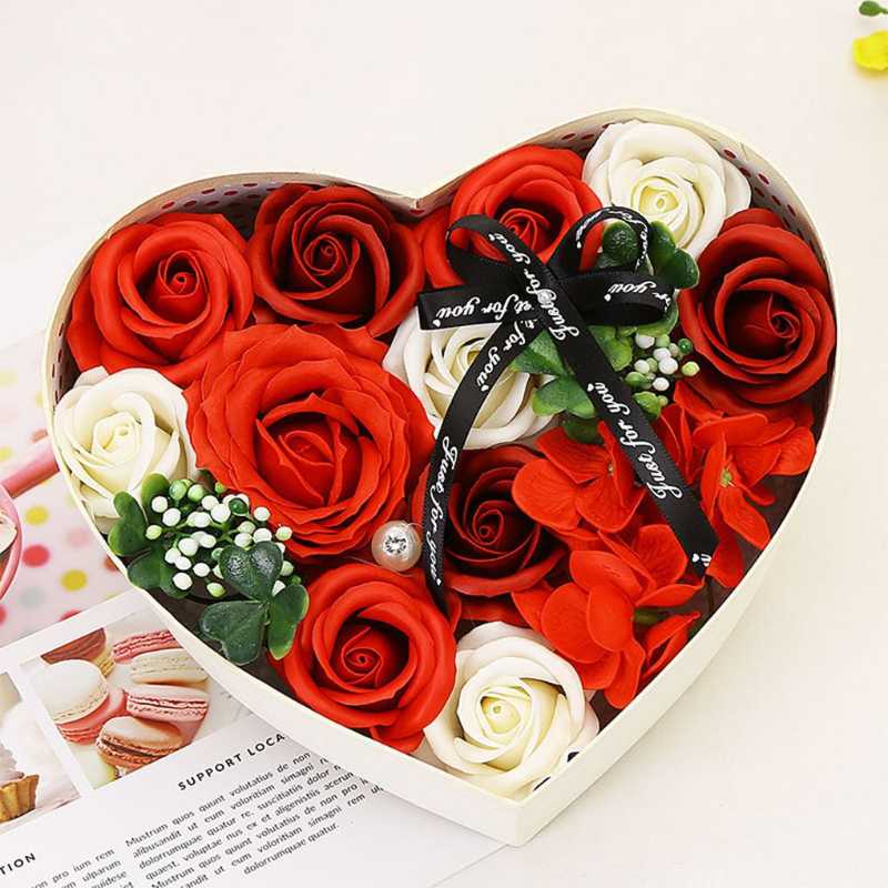 

Artificial Flowers Gift Box Heart Shape Flower Gift Box Rose Flower Soap Bouquet Wedding Xmas Valentine's Day Gifts Couple