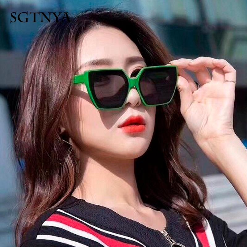 

New fashion sunglasses men and women Europe and the United States trend wind net red sunglasses couple street shooting glasses