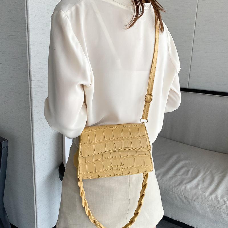 

Women's Bag Autumn Winter New 2021 Female Literary Single-Shoulder Bag Minority Design Cross-Body Trend Women's Bolsos, Black