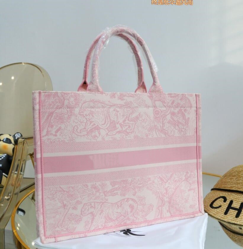 

2021 new top shopping bag handbag bags fashion bags designer unisex canvas shoulder bag black woven shopping bag No shipping