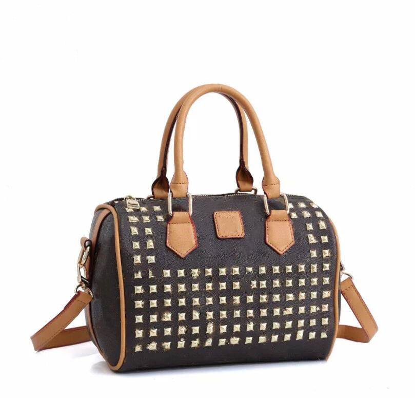 

Studs Women messenger bag Fashion bags women bag Shoulder Bags Lady Totes handbags Size 25cm With Shoulder Strap, Dust Bag TG, Red