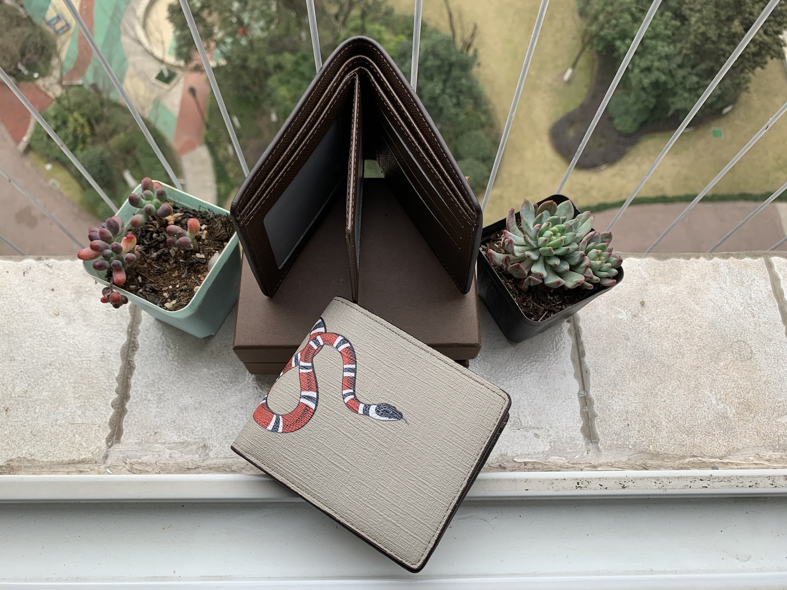 

2022 Brand Wallet Designer Men's Leather Short Wallet Wallet With Box, Frame Dust Bag Manual A Variety Of Styles, Apricot / snake