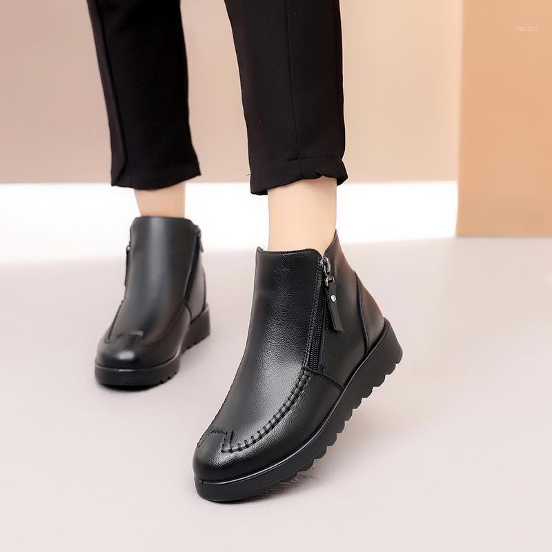 

2020 Winter New Warm Wool Fur Ankle Boots Genuine Wool Full Grain Leather Long Plush Snow Boots Women High Quality Wedges Shoes1, Black