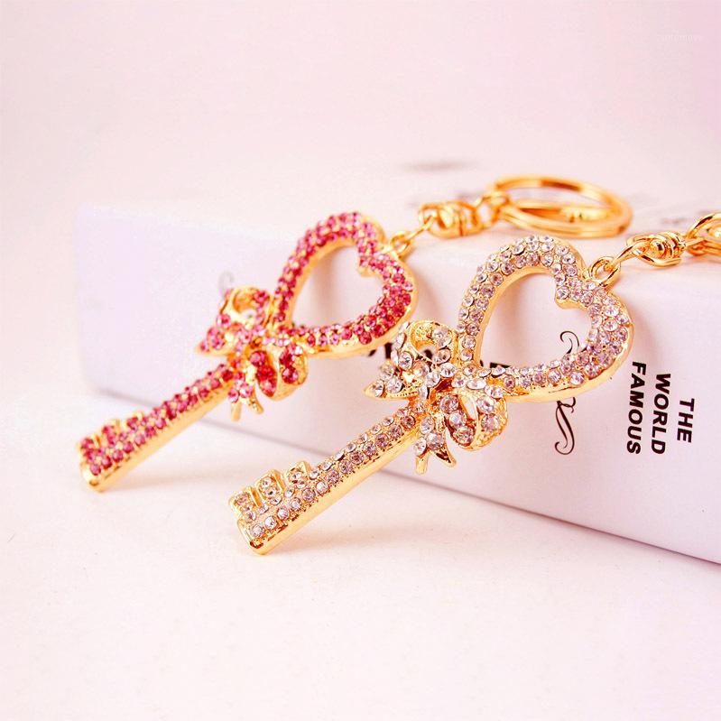 

Creative Pink Crystal Key Modeling Car Key Chain Women's Bag Accessories Chain Metal Pendant Small Gift1