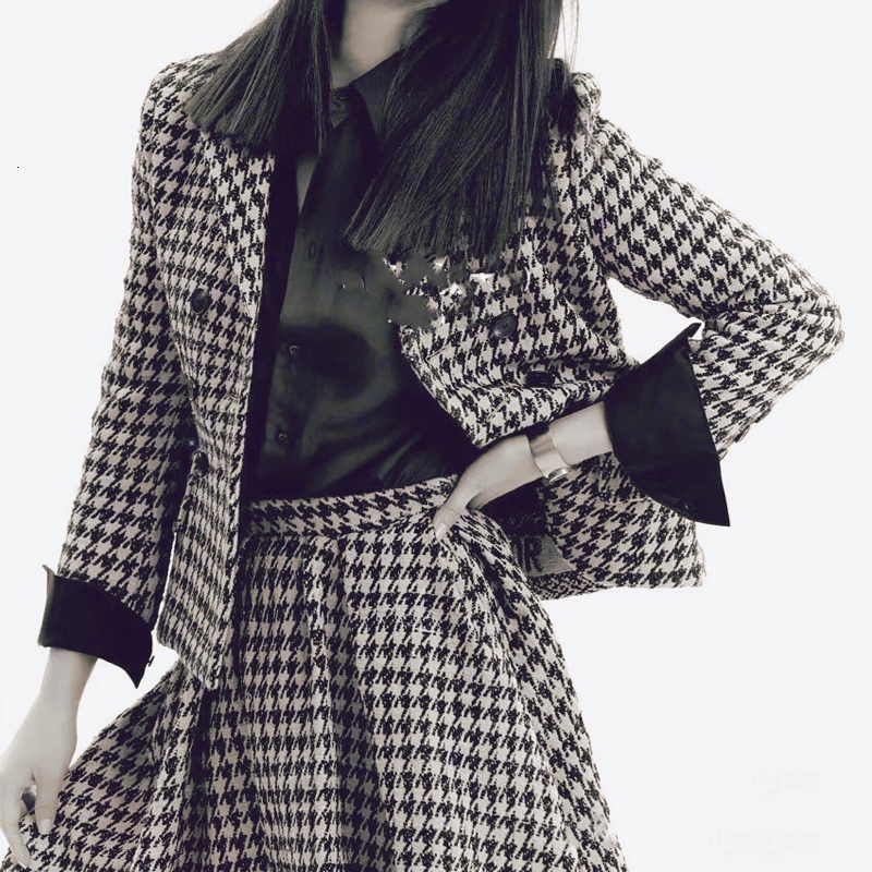 

2021 New Fall Classic Houndstooth V-neck Long Sleeve Pocket Half Skirt of Women Two-piece Suit Fiys, Champagne