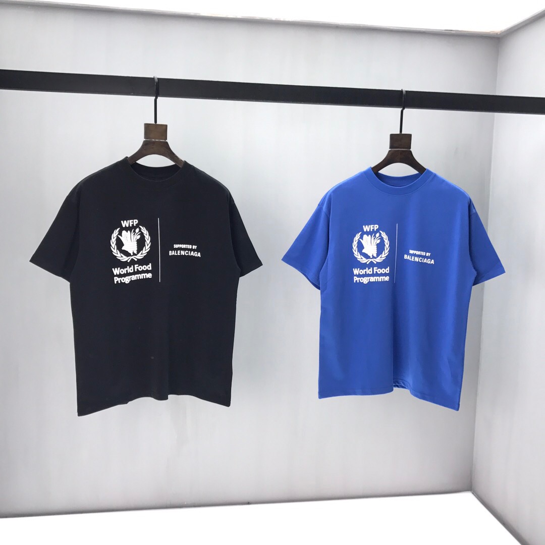 

2020ss spring and summer new high grade cotton printing short sleeve round neck panel T-Shirt Size: -l-xl-xxl-xxxl Color: black white 1ff4