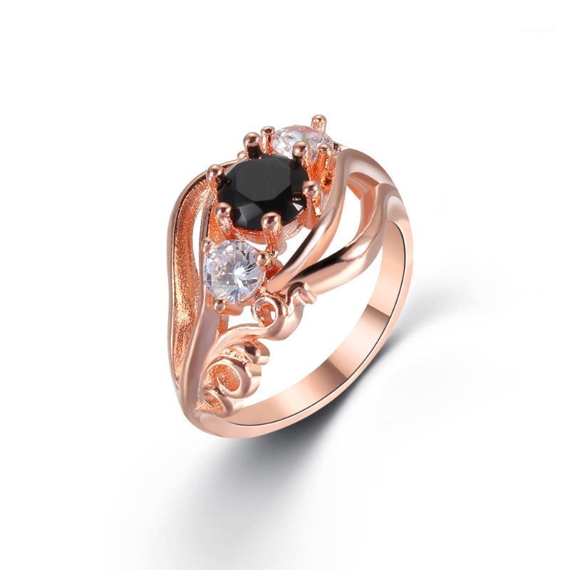 

Women's Ring Black And White Zircon Ring Flower Carved Gold Finger Prom Party Jewelry Accessories Valentine's Day Gift1