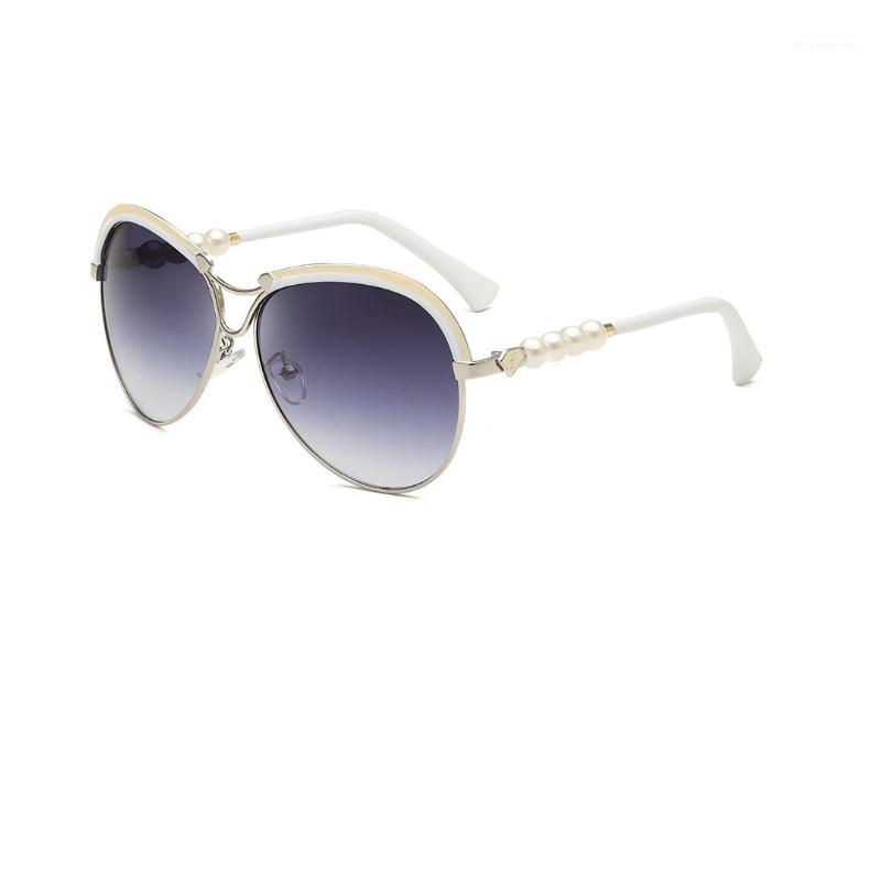 

2020 hot sun glasses Pearl metal sunglasses ladies metal sunglasses women new big frame lady UV400 glasses1