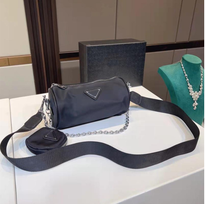 

Mini Crossbody Shoulder Chain Bags Designer Women Nylon Bucket Pochettes Luxury Purses baguettes 2-pc Phone Bag Triangle Sequin Lady Fashion Multi Colors, 1(with l0g0)