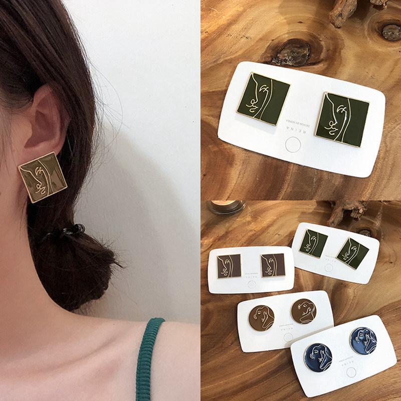 

2020 Korean New Vintage Style Geometric Personality Round Square Abstract Pendant Stud Earrings For Female Accessories