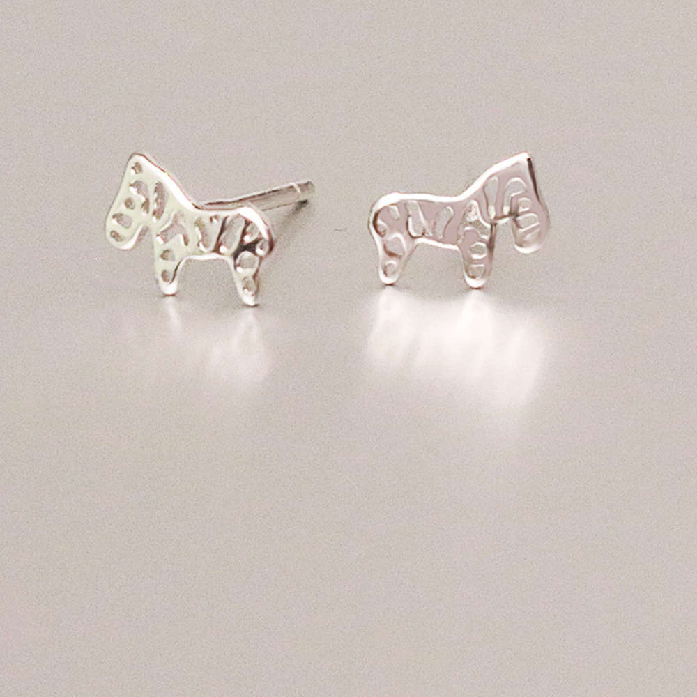 

Luxurys Designers Fashion Ye050 Sterling Silver s925q pony cute animal Earrings by fresh temperament sunshine women's Earrings