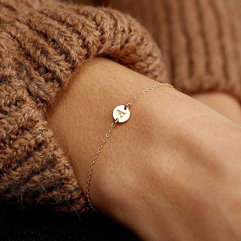 

EN Fashion Gold Color Round Coin 26 Letter Bracelet for Women Adjustable DIY Charm Bracelet Statement Name Letter Jewelry Gift