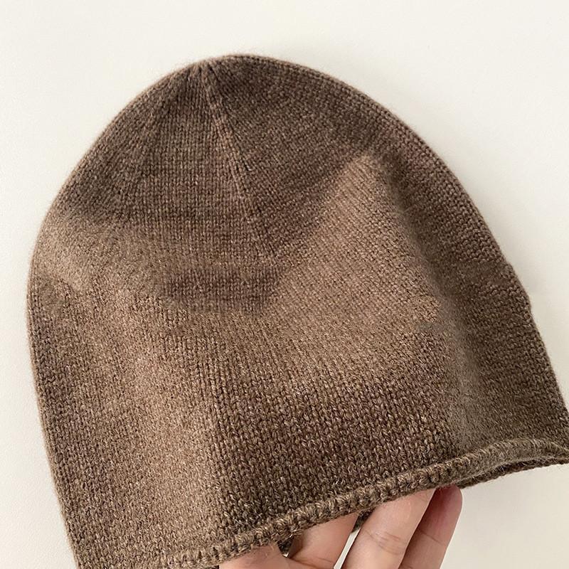 

Men and women, Young and Old Cashmere Knitted Hat Unisex Fashion Winter Warm Soft Solid Knit Cap1