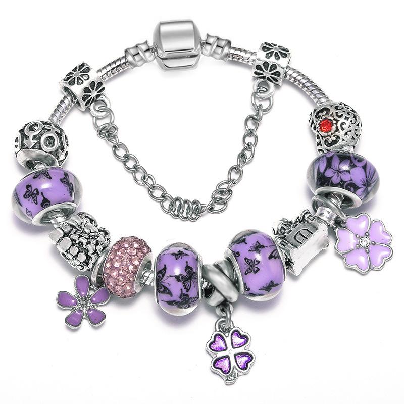

French Tower Bracelet Female Crown Castle four-leaf Clover Bracelet Panjia Charm Flower Pendant February 14 Valentine's Day Gift
