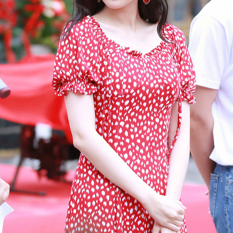 

New Summer Designer Boho Female Runway Dress Sexy Beach Cleavage on v Bowknot Enlargement Party Sleeve Vintage G244, Red.