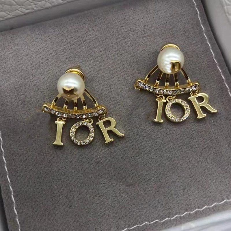 

2021 High Quality Fashion Luxury earring Stud For Women 24k