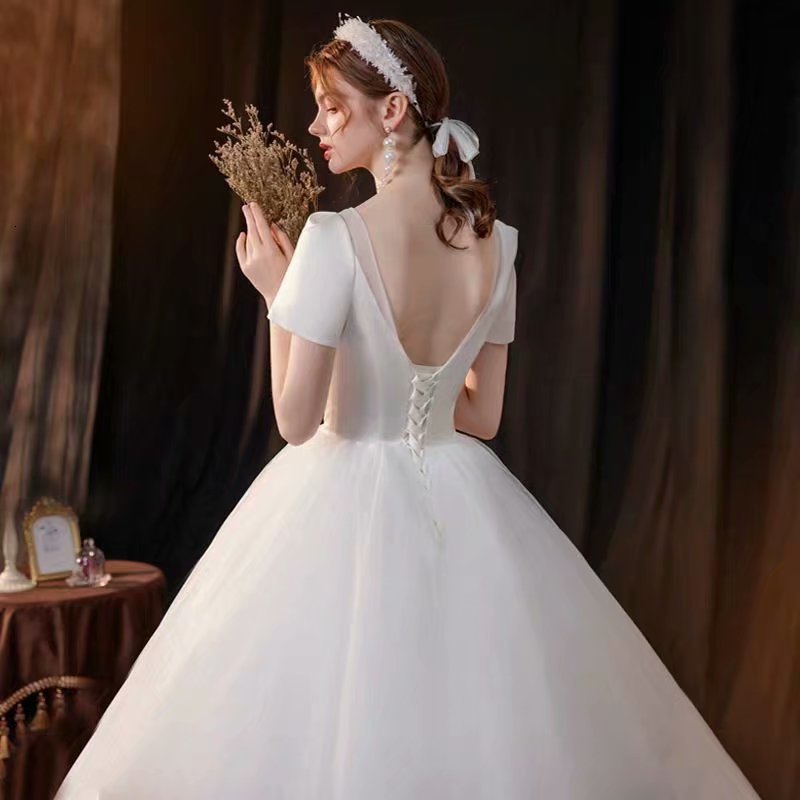 

2021 New Elegant Robot Sheer Wedding Tulle Long Neck Dress to Be F7EP, Same as the photos