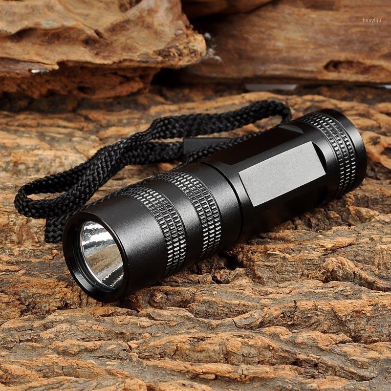 

Highlight 1 / 5 Mode mini Q5 White Light LED Torch WF-602C Pocket Torchlight LED Lamp (CR123A / 16340)1