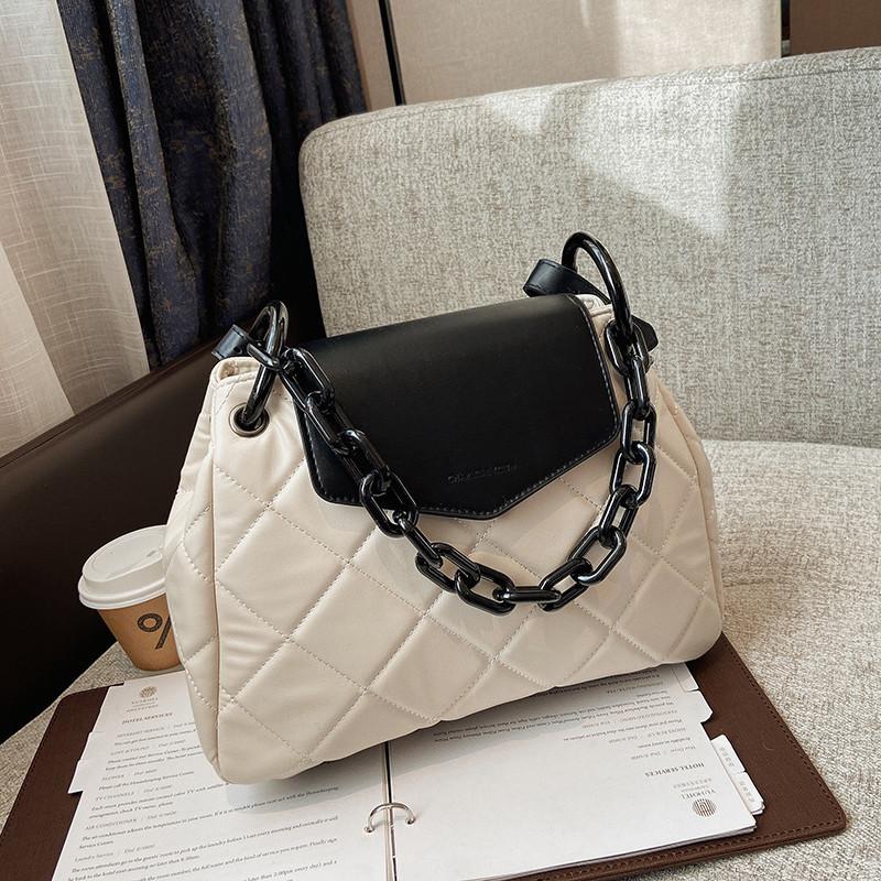 

High-quality Messenger Bag Female Bag Western Style Shoulder 2021 New Wave Winter Simple Diamond Small Female, Black