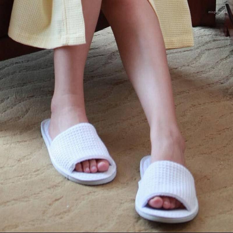 

Wholesale- 1Pair/lot Unisex Pure white SPA slipper Open toe Closed-toe General Disposable Hotel slippers Home indoor slipper for guest1, Open toe white