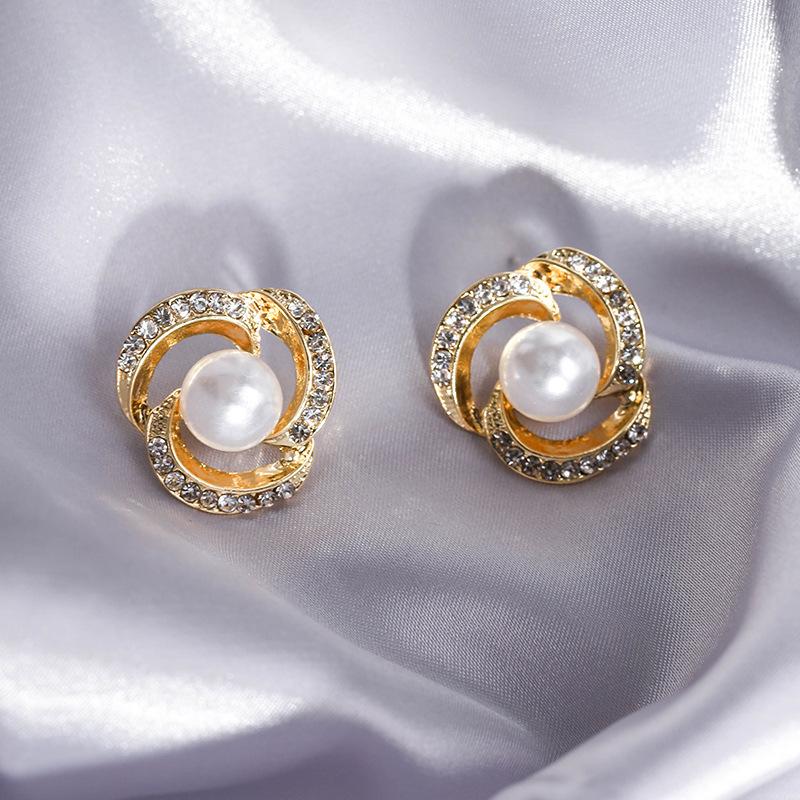 

studded Pearl Earrings Needle Hypoallergenic Earrings Korean Temperament 2020 New Fashion Female