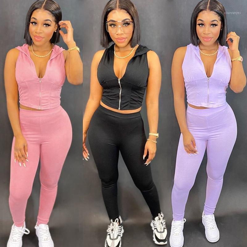 

2020 Summer New Women' Hooded Jogging Suits Zipper Deep V Casual Sports Suit Workout Running Sets for Women Gym Clothing1, Black