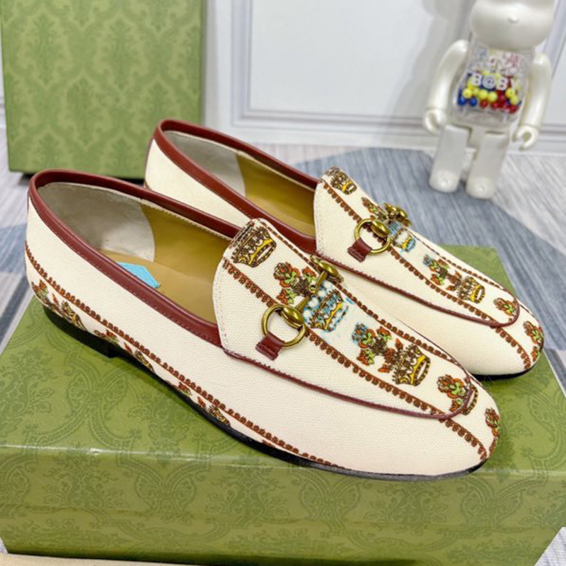 

Women's Dress shoes flat Single shoe Embroidery leather fashion metal button luxury classic business loafers size 35- 41 With original box, Style 7