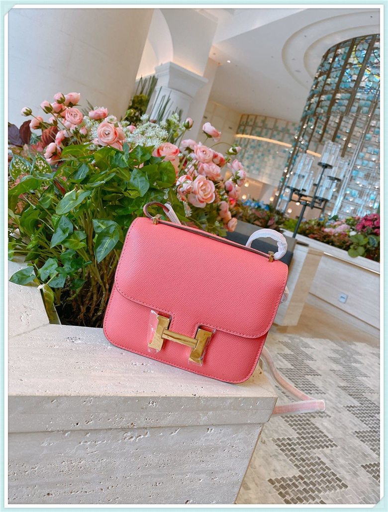 

Cheap Fashion Bags Handbags Women Constance Shoulder Bag Top Quality New Evening Waist Shopping Functional Discount Bags Luggages Chains, As photo style color