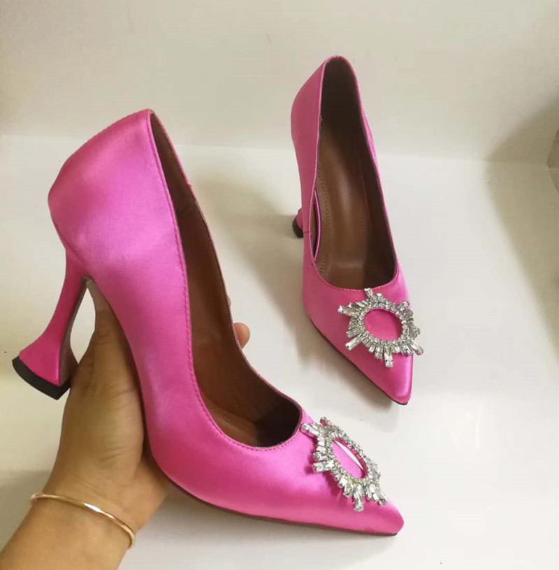 

2021 Luxo Celebridade Saltos Casco Fivela Strass Mulheres Sapatos Casamento Vestido Banquete Bombas Azul Cetim Brilhante Mhml, As picture