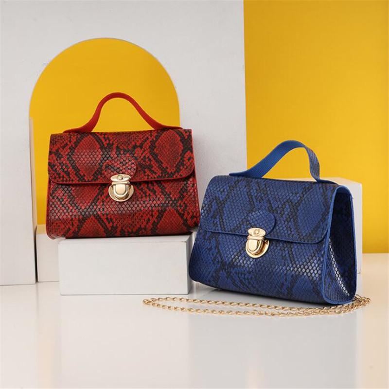 

2021 summer retro snake pattern lock chain small square bag shoulder diagonal bag woman handbag mobile phone, Photo color 007