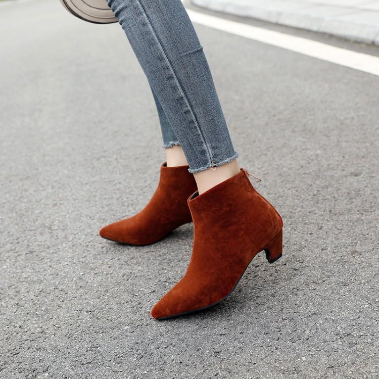 

Big Size 11 12 13 14 15 Fashion boots with pointed abnormal heel and middle heel cat heel, back zipper and short barrel1, Black