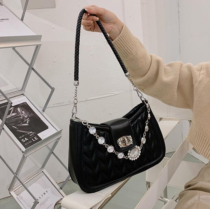 

Factory wholesale women handbag sweet ladies diamond chain bag embroidered womens messenger handbags fashion diamonds wovenes shoulder bags