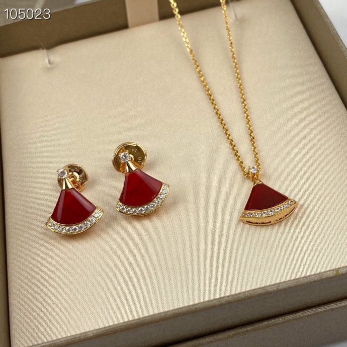 

Luxury Divas' Dream S925 Sterling Silver Red Ceramic Fan Pendant Charm Short Chain Necklace For Women Jewelry