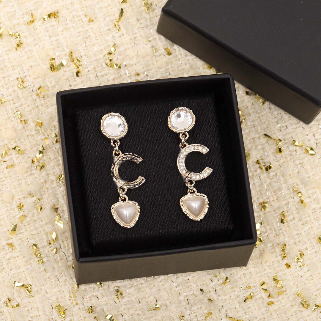 

2022 Top quality Charm dangle drop earring with diamond and shell for women wedding jewelry gift have box stamp PS7162, Golden